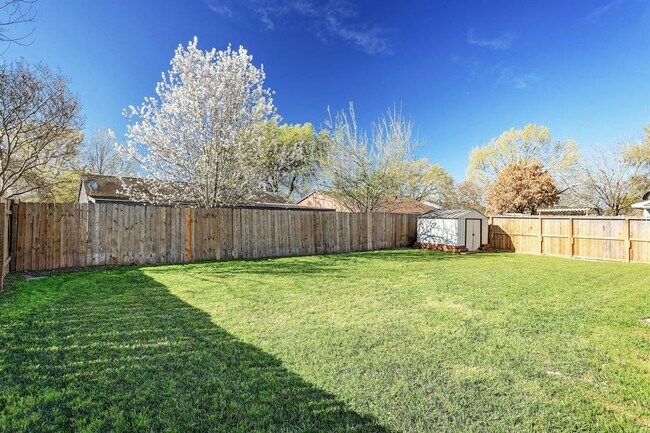 Building Photo - 24115 Anchor Ranch Dr