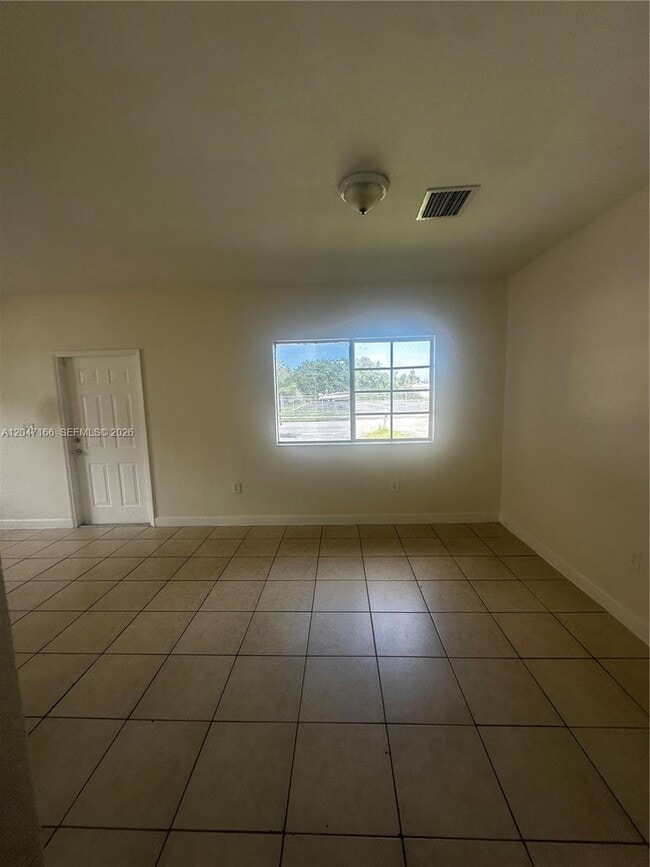 Building Photo - 26524 SW 138th Ave