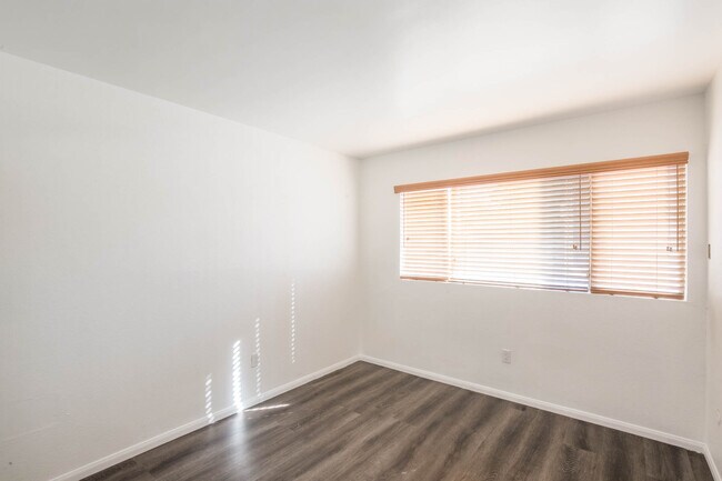 Building Photo - 7317 Haskell Avenue