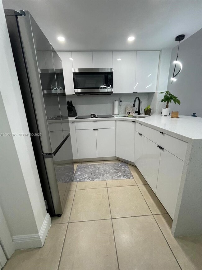 Building Photo - 8675 NW 5th Terrace