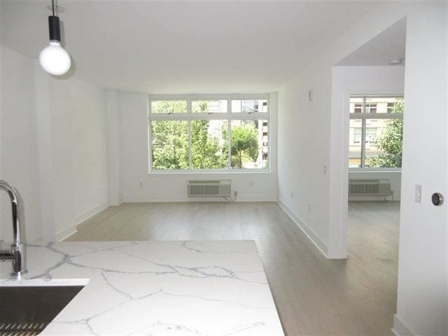 Building Photo - 1400 Hudson St