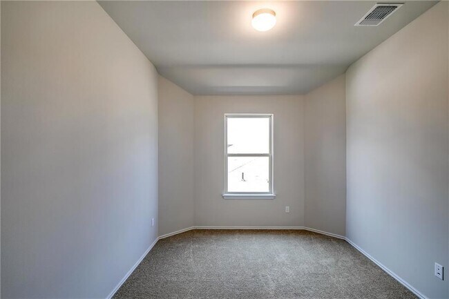 Building Photo - 349 Horsemint Way