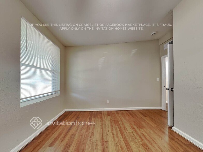 Building Photo - 1125 Dogwood Ave