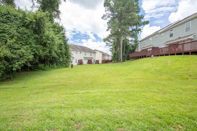 Building Photo - 4434 Gearhart Rd
