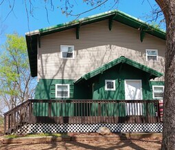 Building Photo - 23 Bryant Ave