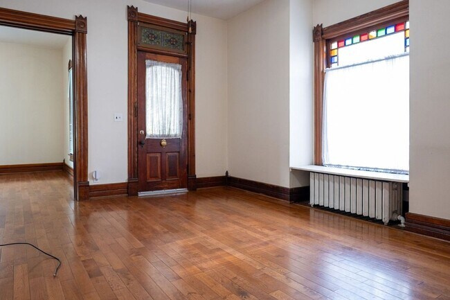 Building Photo - 409 W Wooster St
