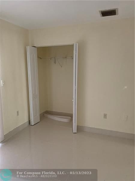 Building Photo - 1208 N 57th Ave