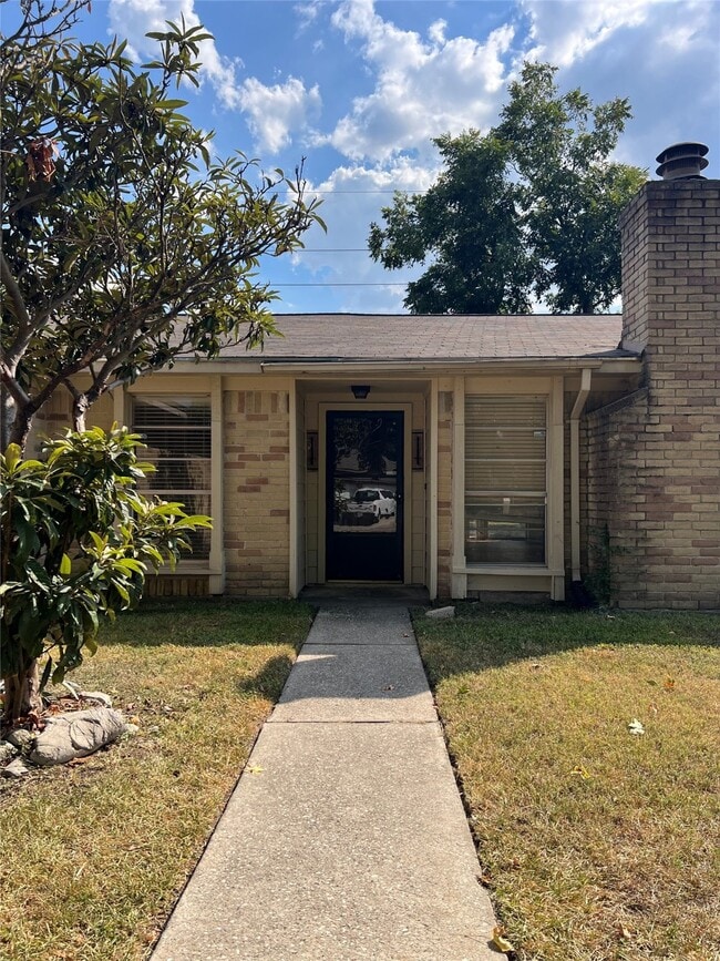 Building Photo - 2503 Ravenwind Rd