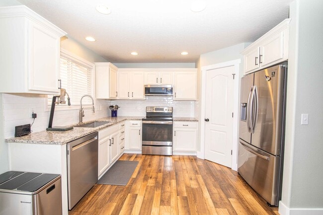 Building Photo - Beautiful Boise Home