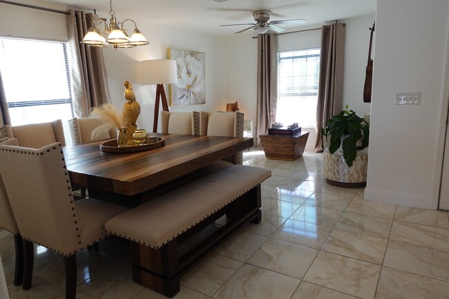 Building Photo - 11808 Thicket Wood Dr