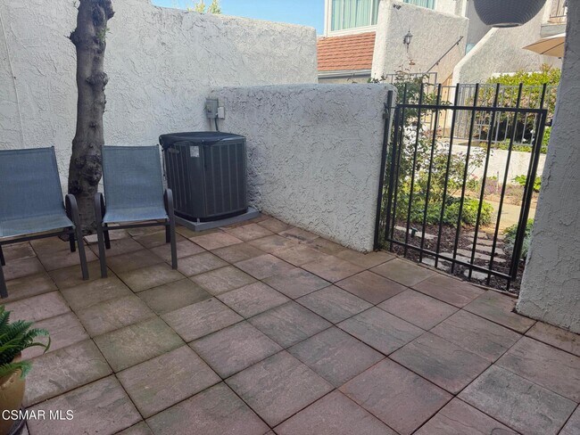 Building Photo - 3620 Summershore Ln