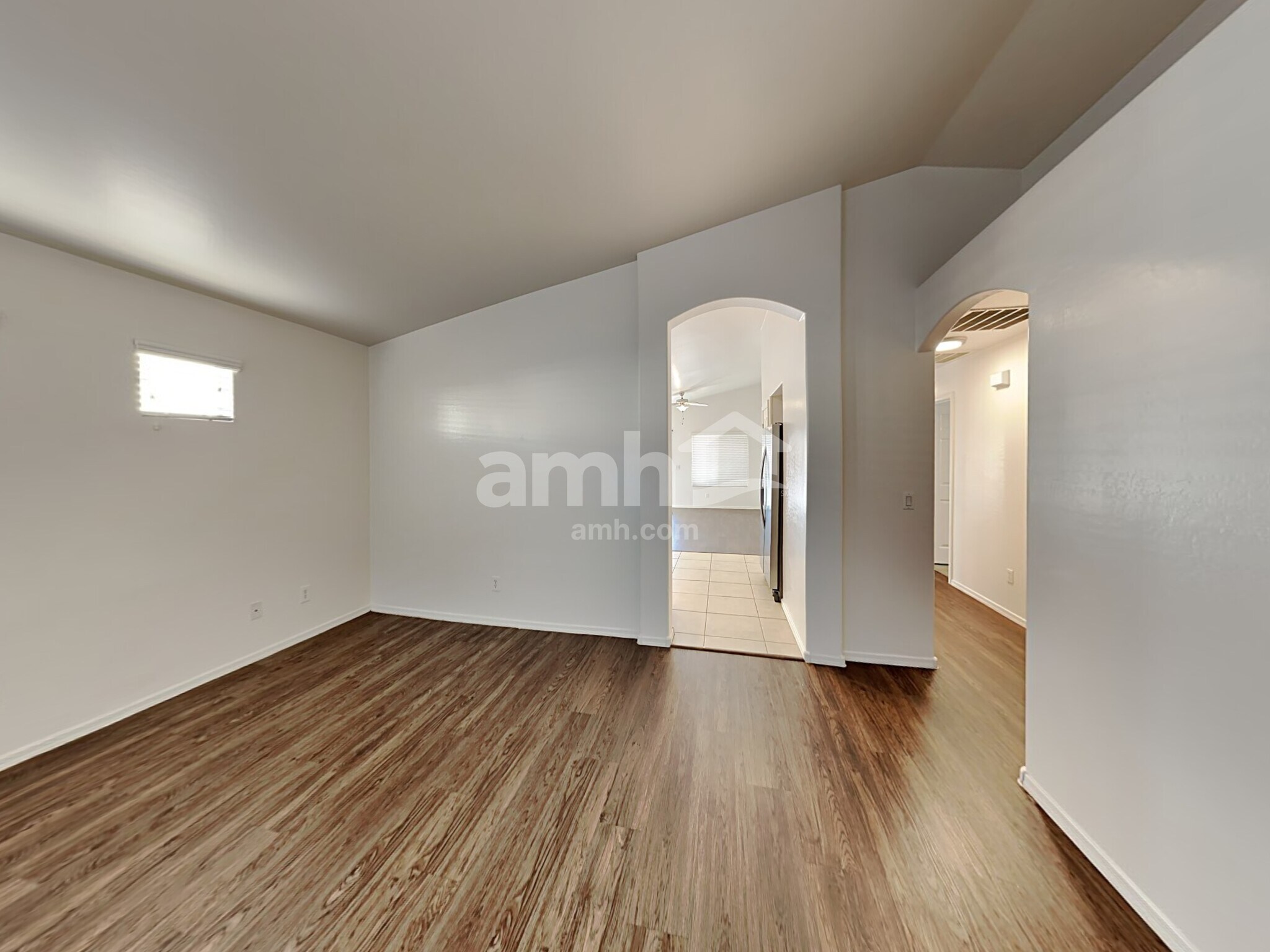 Building Photo - 1735 W Appaloosa Way