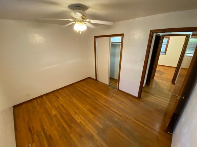 Building Photo - Crestview Three Bedroom House with Garage