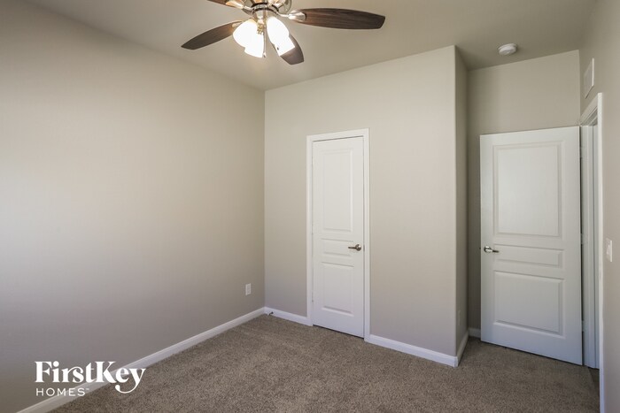 Building Photo - 1110 Sheldon Dr