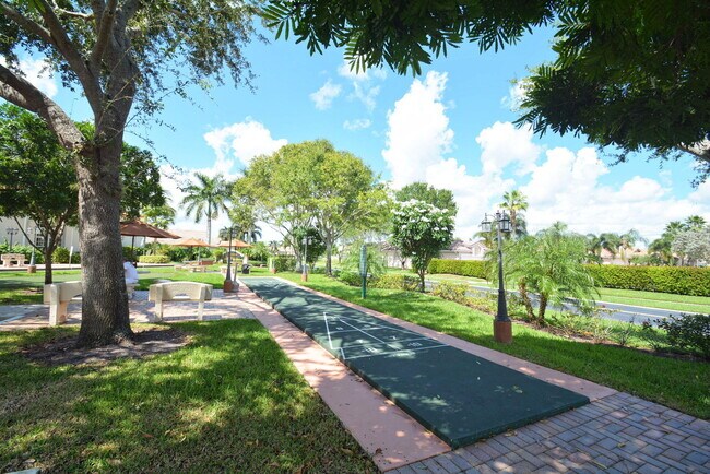 Building Photo - 7910 Laina Ln