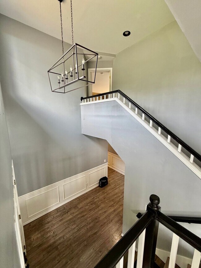 Building Photo - Stunning Elliott Pointe View Home in the Heart of Mukilteo