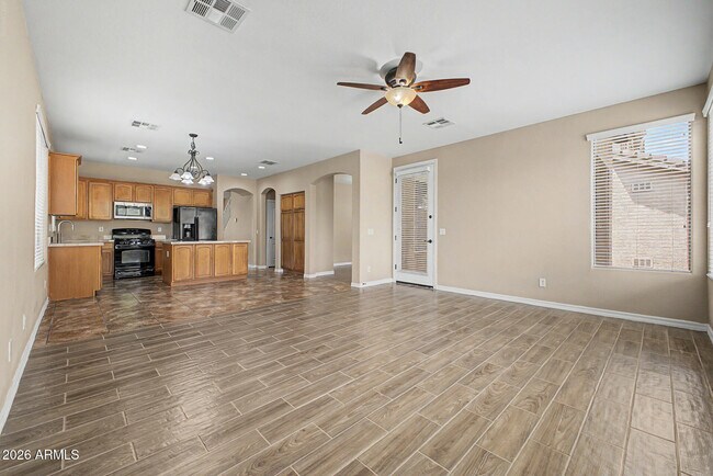 Building Photo - 15155 N 145th Ave