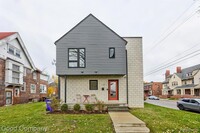 Building Photo - 111 Chandler St