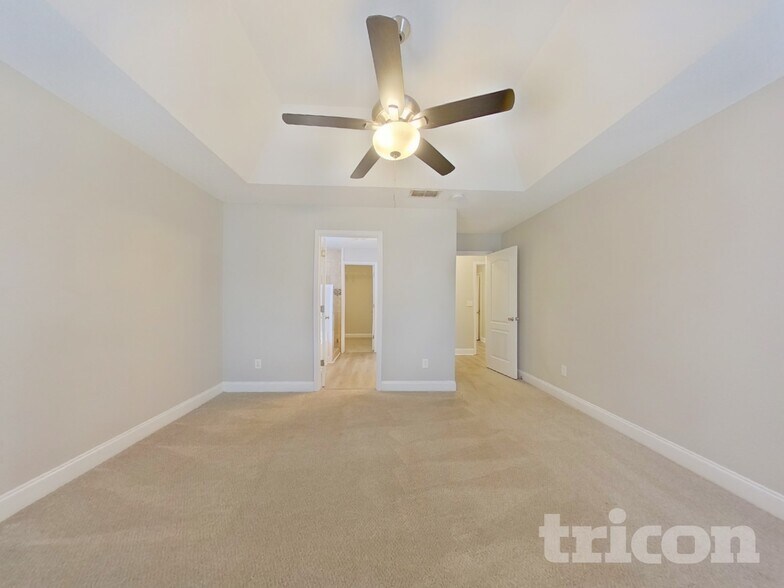 Building Photo - 373 Morning Star Dr