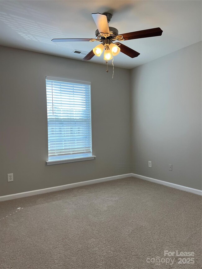 Building Photo - 12204 Royal Castle Ct