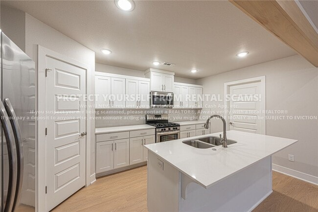 Building Photo - 4248 W Cactus Pl