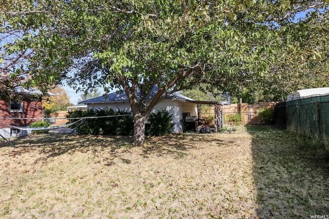 Building Photo - Charming 3 Bedroom Bungalow in West Valley