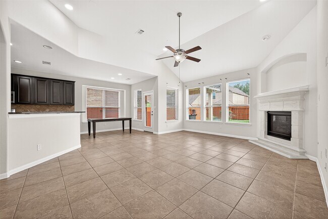 Building Photo - 17415 Sandalisle Ln