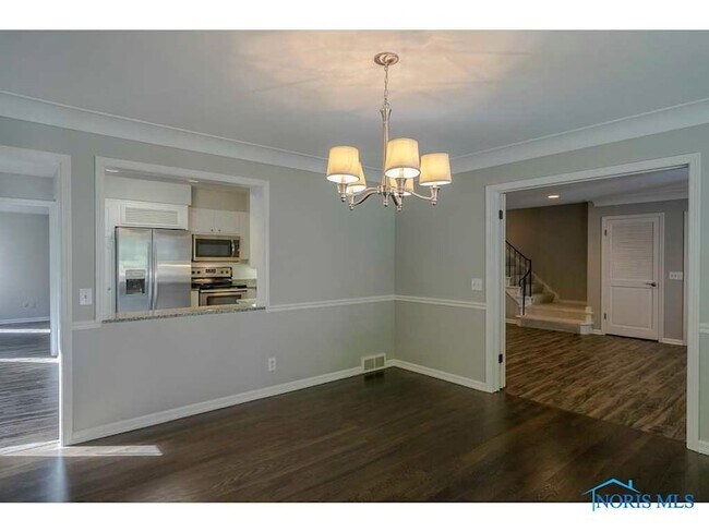 Building Photo - 3783 Hillandale Rd