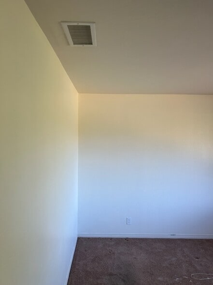 Building Photo - 4918 Ladera Sarina