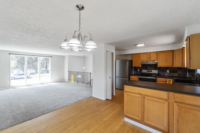 Building Photo - Gorgeous Single Family Home in Spokane's S...