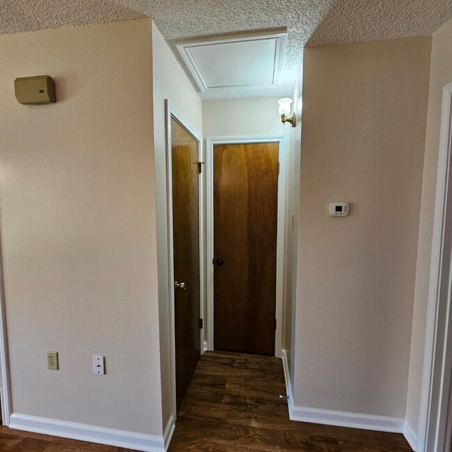 Building Photo - 1013 Talbot Ave