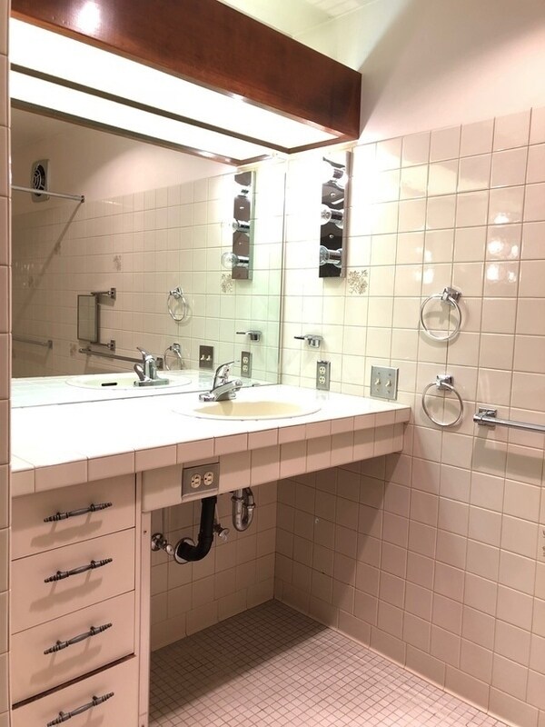 Building Photo - 7730 SW Eaker Pl