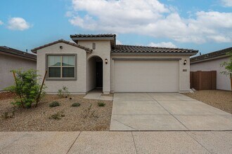 Building Photo - 4 Bedroom in Asante Community