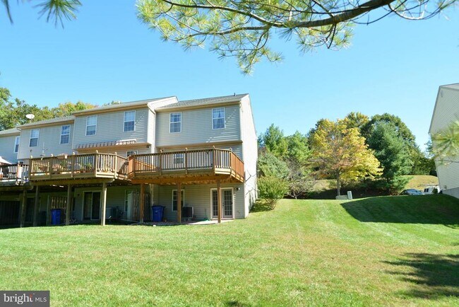 Building Photo - 8625 Andrew Ellicott Ct