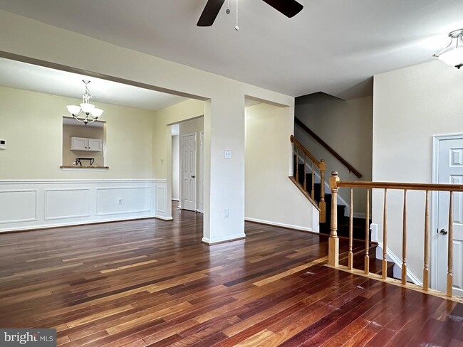 Building Photo - 6715 Cub Run Ct