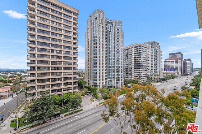 Building Photo - 10751 Wilshire Blvd