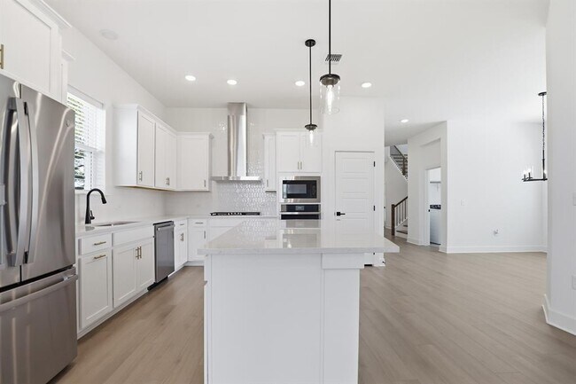 Building Photo - 881 Prominence Wy