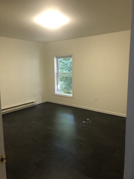Building Photo - 120 Chambers Aly