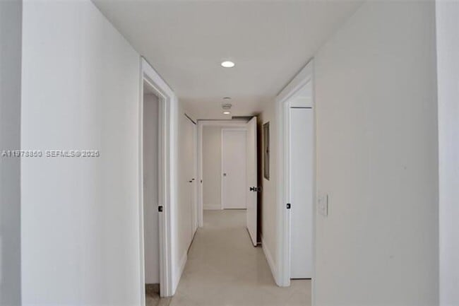 Building Photo - 6917 Collins Ave