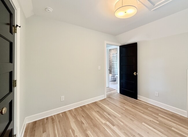 Building Photo - 1709 F St
