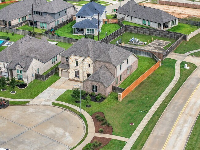 Building Photo - 21302 Rose Loch Ln