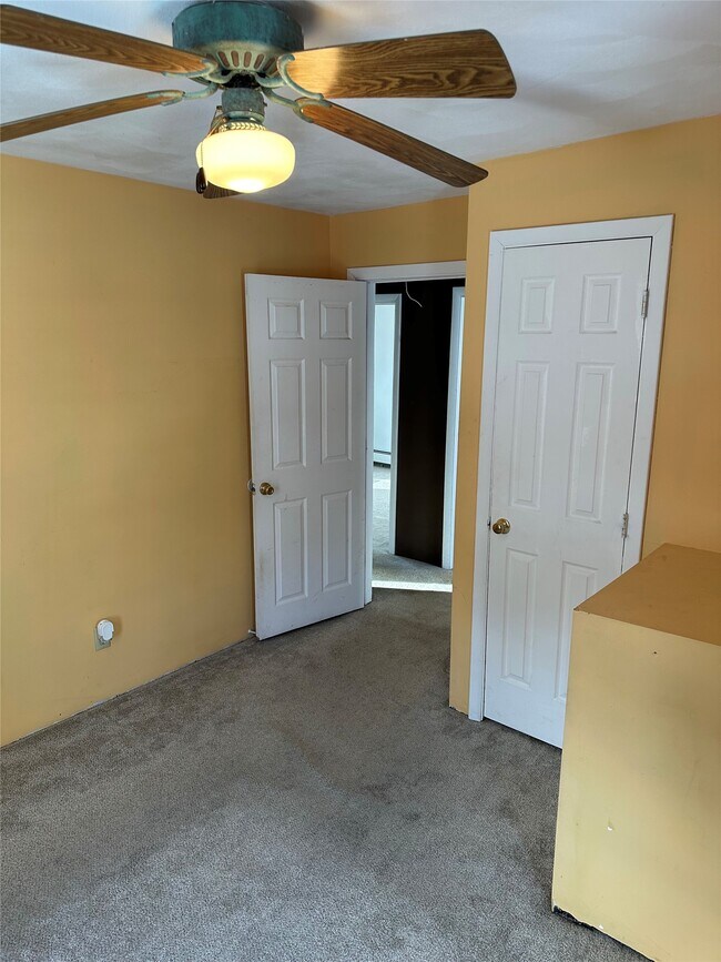 Building Photo - 3 Cleveland Ave