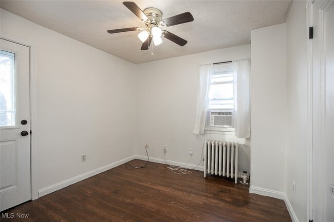 Building Photo - 4082 W 204th St