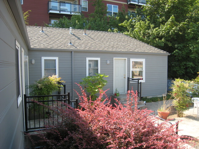 Building Photo - Marquam Hill Apartments