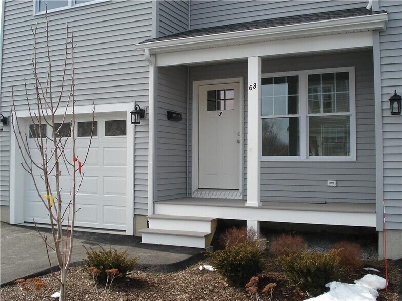 Building Photo - 68 Greene St