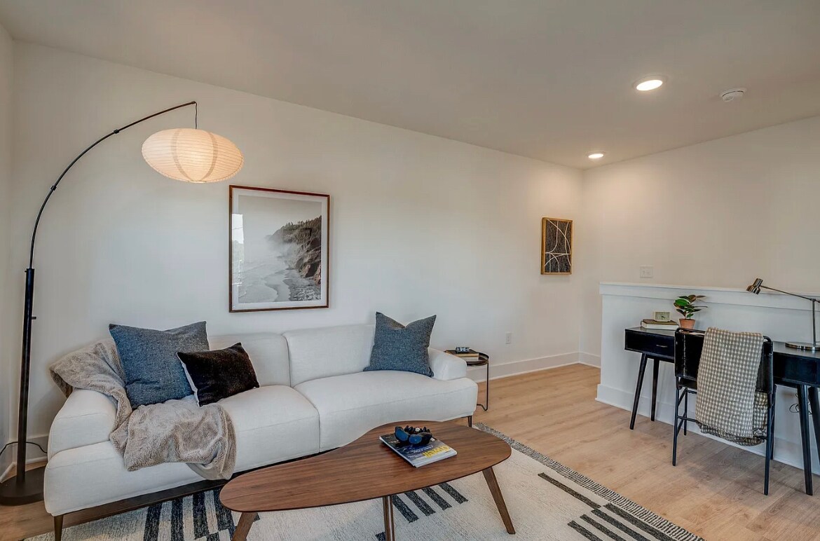Second bedroom/Flex loft space - 102 Duke St