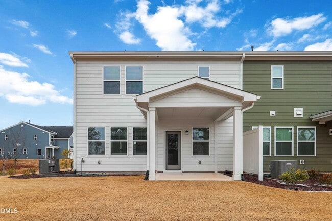 Building Photo - 521 Brittany Ct