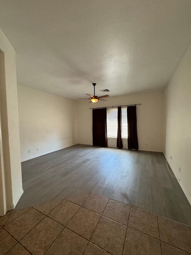Building Photo - 4BD / 3BA Chandler Home for Rent!
