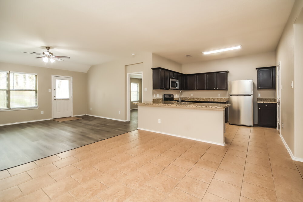 Building Photo - 19190 Shire Horse Blvd