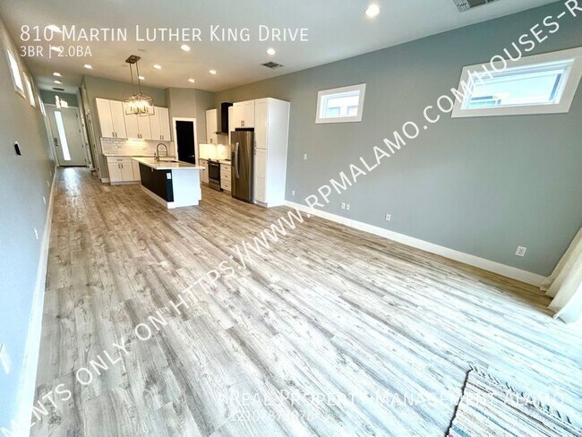 Building Photo - 810 Martin Luther King Dr